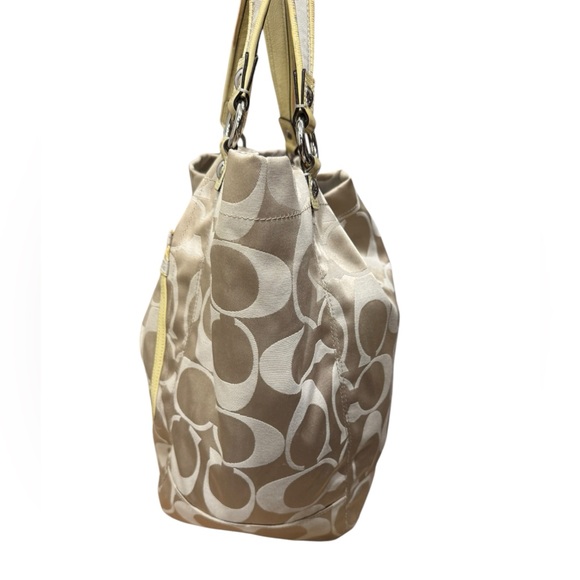 Coach Poppy Signature Tote - Picture 6 of 9